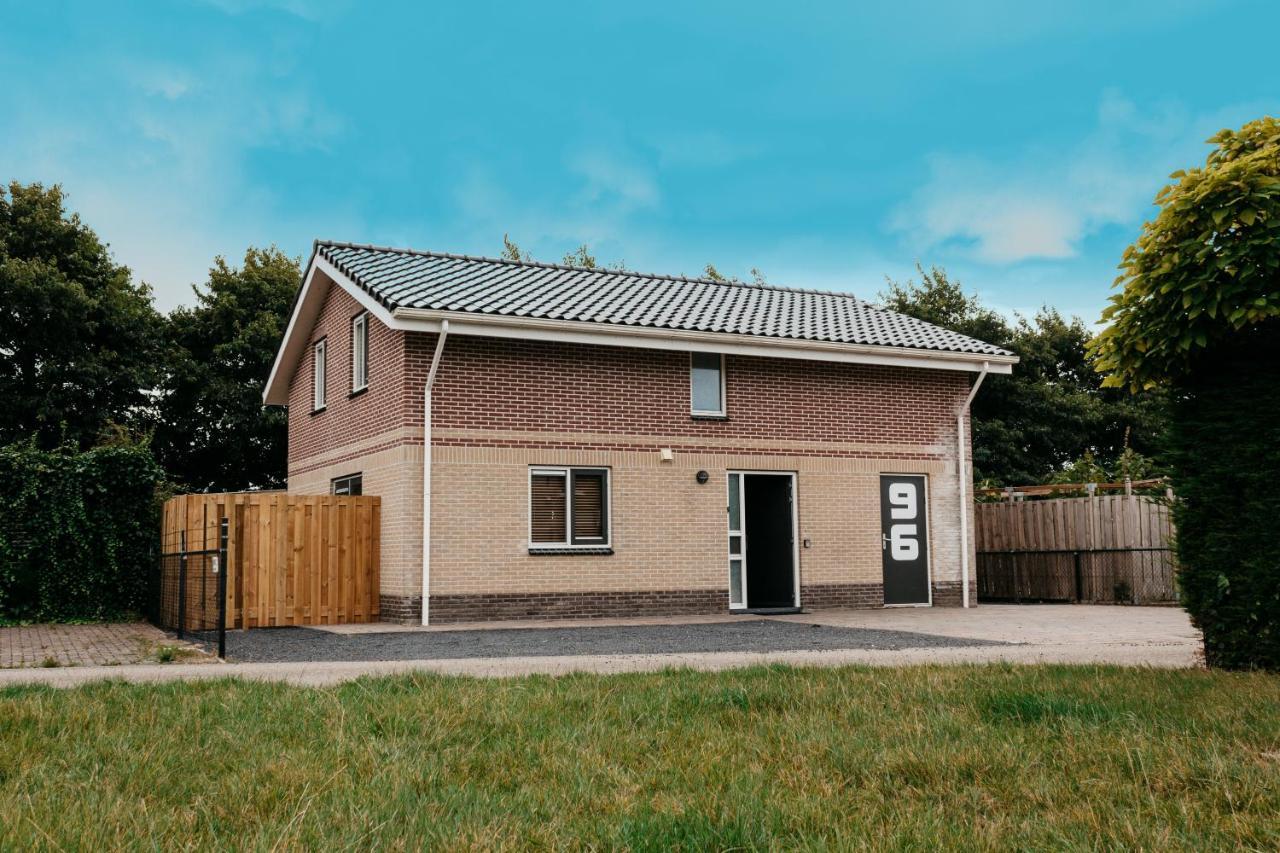 Luxus Familienvilla Mit Jacuzzi & Sauna 2 Tzummarum Eksteriør billede